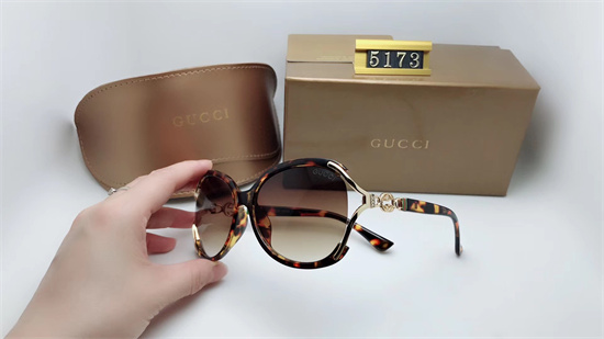 Gucci Sunglass A 012